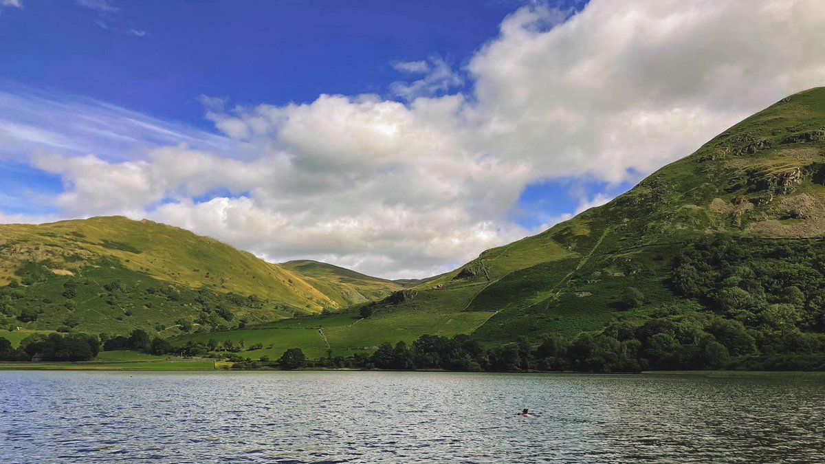 McrMermaid's tweet photo. Wonderful trip to the Lake District last week. See if you can spot me swimming in Brothers Water. #LakeDistrict https://t.co/VXObXDIrWD