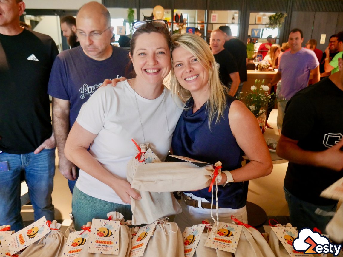 zesty_co's tweet photo. In celebration of the #RoshHashanah, we treated our #ZestyTeam to a delicious #lunch! ๐๐ฏ๐
Aside from the delicious food & drinks, each of our #Zesters received a special gift to help them get into the holiday spirit! ๐โจ
#Zesty #AWS #Cloud #DynamicCloudInfra #JewishNewYear https://t.co/Cl23UtlT6q