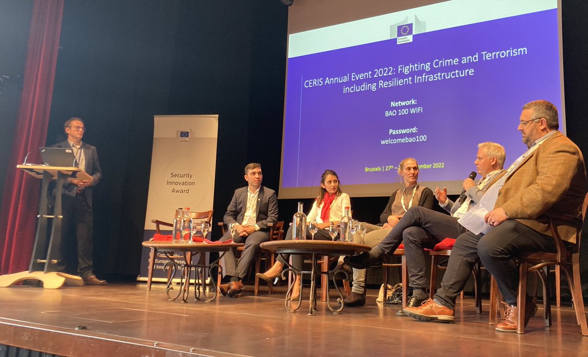 VRandPolice's tweet image. Very interesting discussions #CERIS on the role of end-users in EU projects and the function of LEA networks on #security #research 
#VR #police #training
More info on the VRandPOLICE.eu network