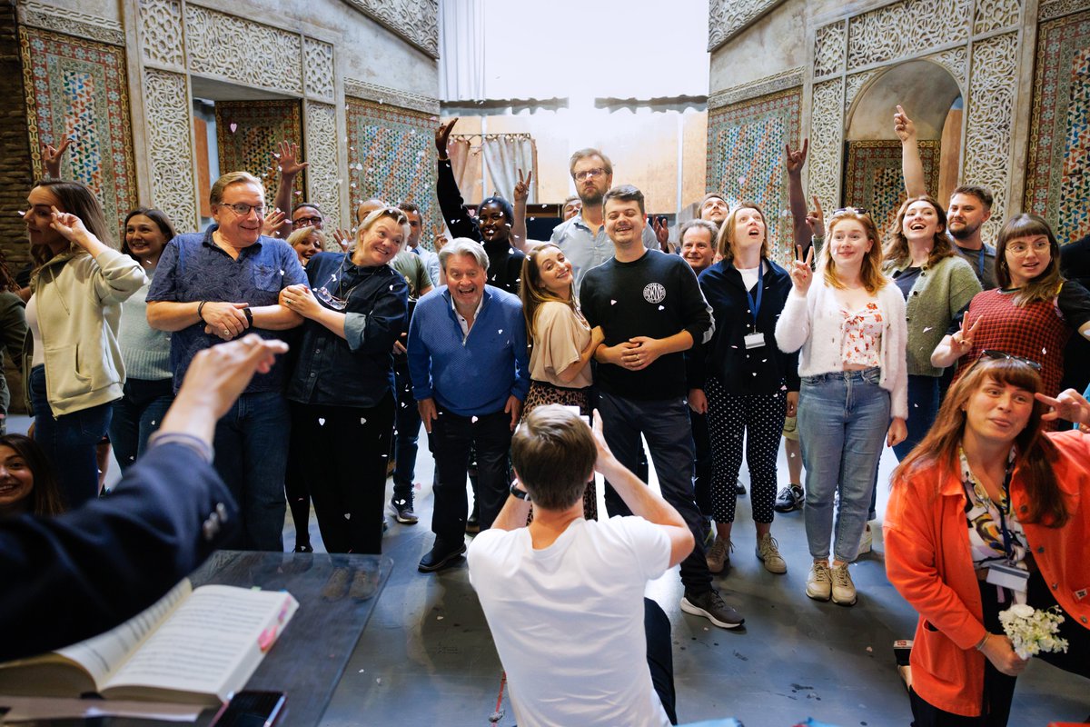 Rehearsals for The Marriage of Figaro are in full swing, join us this autumn for the wedding of the year! Join us at Glyndebourne, @marlowetheatre, @NorwichTheatre, @MKTheatre & @LiverpoolEmpire this October and November. See more photos: glyndebourne.com/festival/the-m…