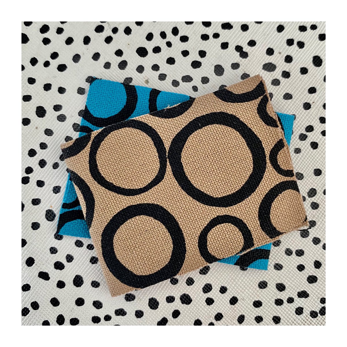 posner_nome's tweet image. Ooooo hello?! New print!! #posnerandposner #papercutdesign #circles #screenprinting #printmaker #newprintwhothis #creativelife #indiemakers #supportsmallbusiness #printandpattern