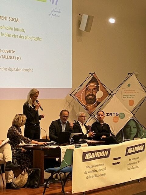 IRSA_NA's tweet photo. Forte mobilisation aujourd'hui pour alerter l'opinion publique sur la crise que subissent les métiers de l'humain, qui contribuent au quotidien aux soins, à l'accompagnement et à l'égalité des chances. #quiprendsoindenous @Uniopss @Nexem_actu @FEHAP_actu @Unapei_infos https://t.co/XLc41eirS3