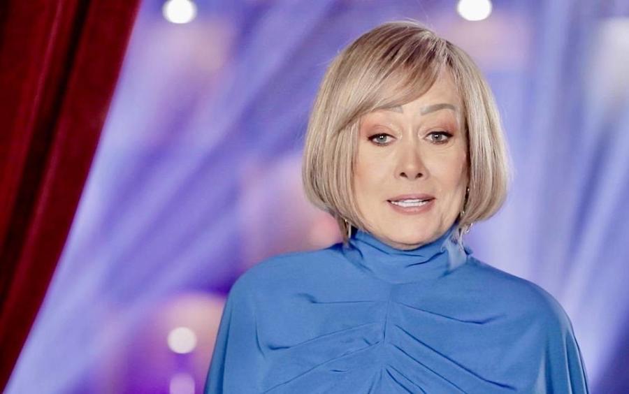 gorgeous4ew's tweet image. هالة فاخر: 

الحياة بدون الرجل ممتعة جداً..أجيب راجل ينكد عليا ليه!