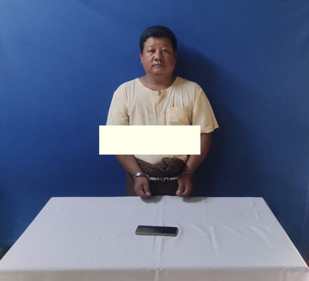 TheChindwin's tweet photo. The military junta arrests two people in Sagaing region, Myanmar 

28 September 2022 https://t.co/tWT0WG7VNt
