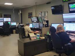 Wayne County dispatchers were given a standing ovation at a statewide convention of other dispatchers yesterday. It was due largely to the group's handling of the Seara Burton incident from the shooting to the final call.