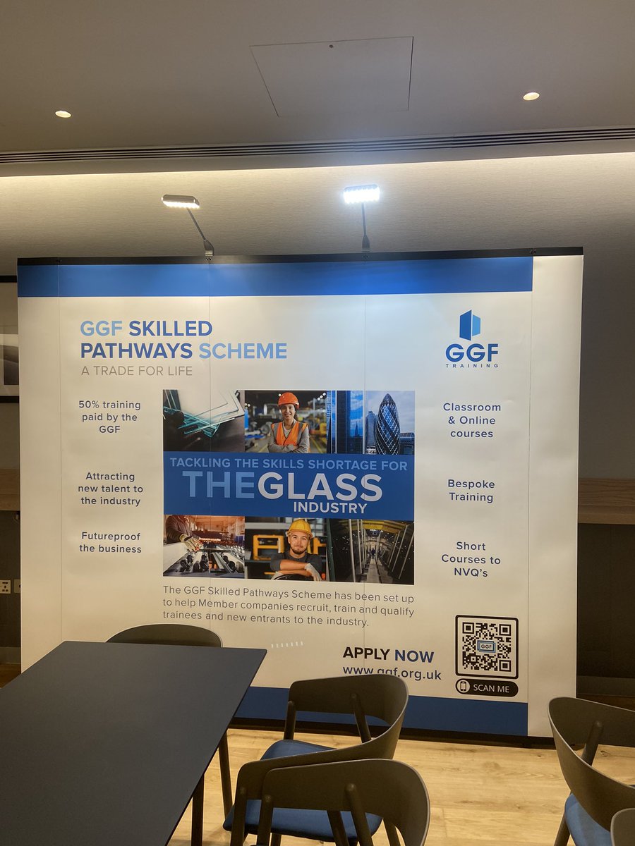 GGF_News's tweet photo. And Members Day is off to a great start with nearly every guest on the Etihad stadium tour! #GGFMembersDay https://t.co/72WvOyGsrc