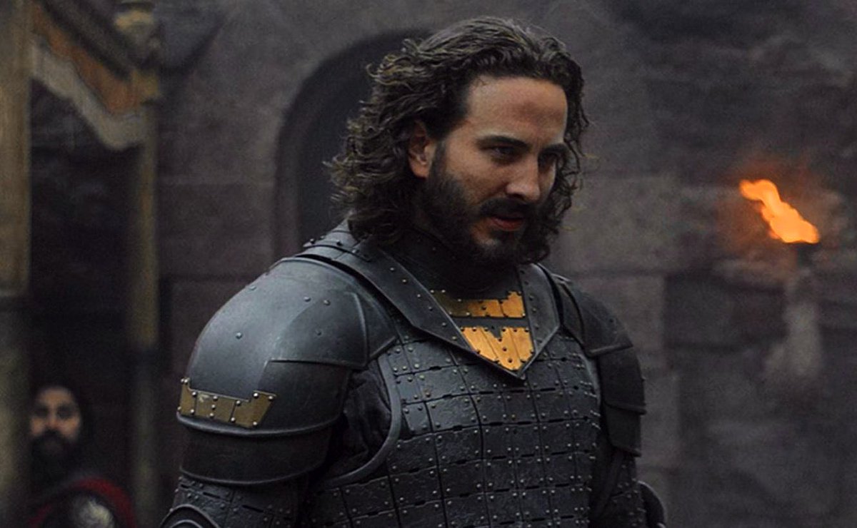 wildfiresqueen's tweet photo. “I had ideas about how physical strength is one thing and ofc he’s a very strong knight but strength can also manifest in other ways: he’s a man who’s happy to live in the shadows and just support Rhaenyra and be a loving father.” —Ryan Corr on Harwin Strong #HouseOfTheDragon https://t.co/Kw2d5cBxNt