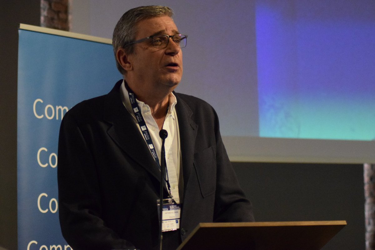educsi's tweet photo. Hoy estamos en #SJTech: el evento que reúne a los responsables de tecnologías de los Colegios Educsi.

Comenzamos con el Delegado Toño Allende, SJ:

"No podemos negar que la Compañía de Jesús ha colaborado como nadie al desarrollo de la educación tal y como la conocemos". https://t.co/NeusumbEyx