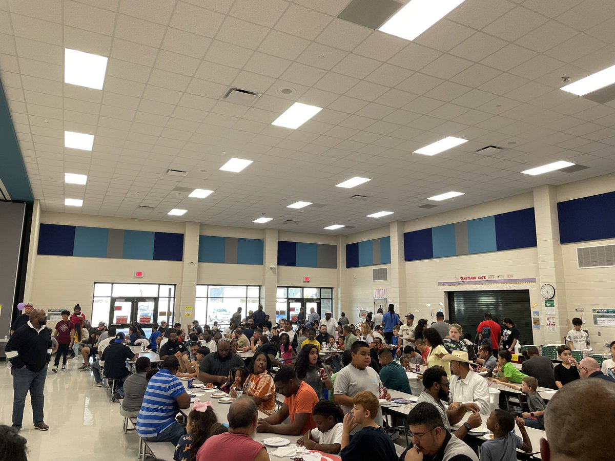 CulverLCISD's tweet photo. Who let the WATCH DOGS out? Man what an amazing turnout! We cannot wait to have our dads on board! @PatriciaRauda10 and Dayna Hawkins knocked it out of the park! https://t.co/6sXkLoiymW