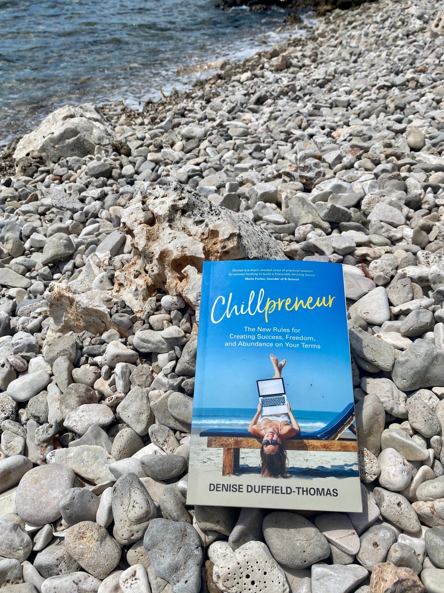 Did you find time to chill this summer?
I did in Croatia, reading the #BizBookClub book. If you’d like to hear highlights from Chillpreneur join us at the next Biz Book Club on 30 September at 11am, my tan's faded but the book hasn't!
sociallyoxford.co.uk/biz-book-club/
#book
