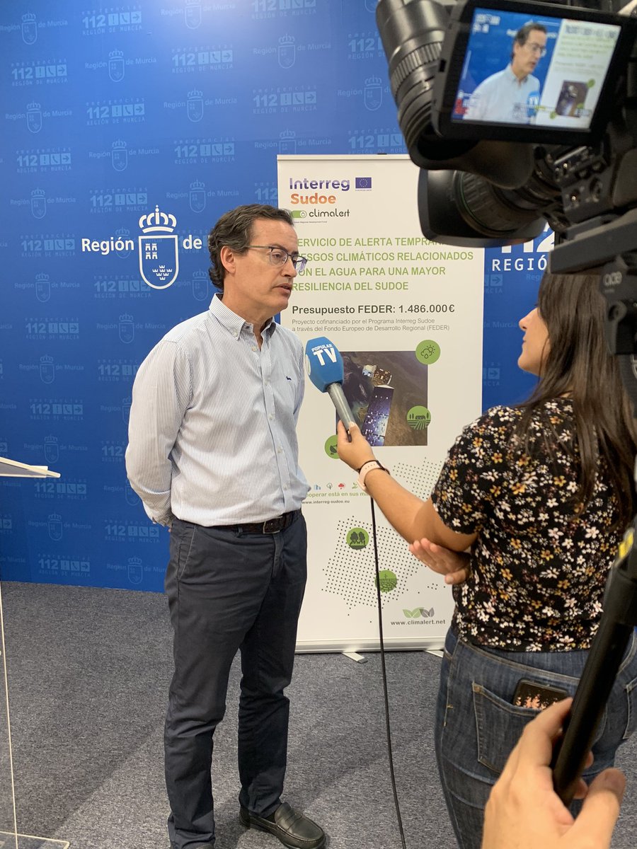dgsce_RM's tweet photo. Hoy hemos explicado a @PopularTvMurcia cómo, dentro del proyecto europeo #Climalert, estamos desarrollando una herramienta de alerta temprana de riesgos como sequías, inundaciones o incendios forestales. https://t.co/PjZ1X23FSS