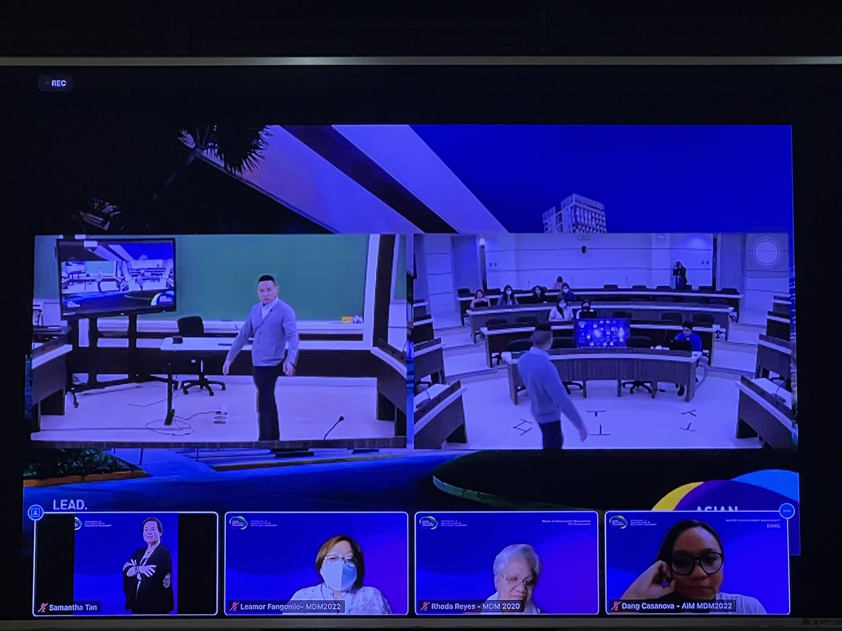 samanthatancdeo's tweet photo. Hybrid! Eto ang tunay na hybrid class—virtual and live all at one time!
“What contributes to a satisfying and meaningf life for Filipinos today?
Urban and Rural Perspectives “
#aim
#mastersdevelopmentmanagement
#AsianInstituteofManagement
#masterclass2022
#profjammu https://t.co/S50UwCbfPE