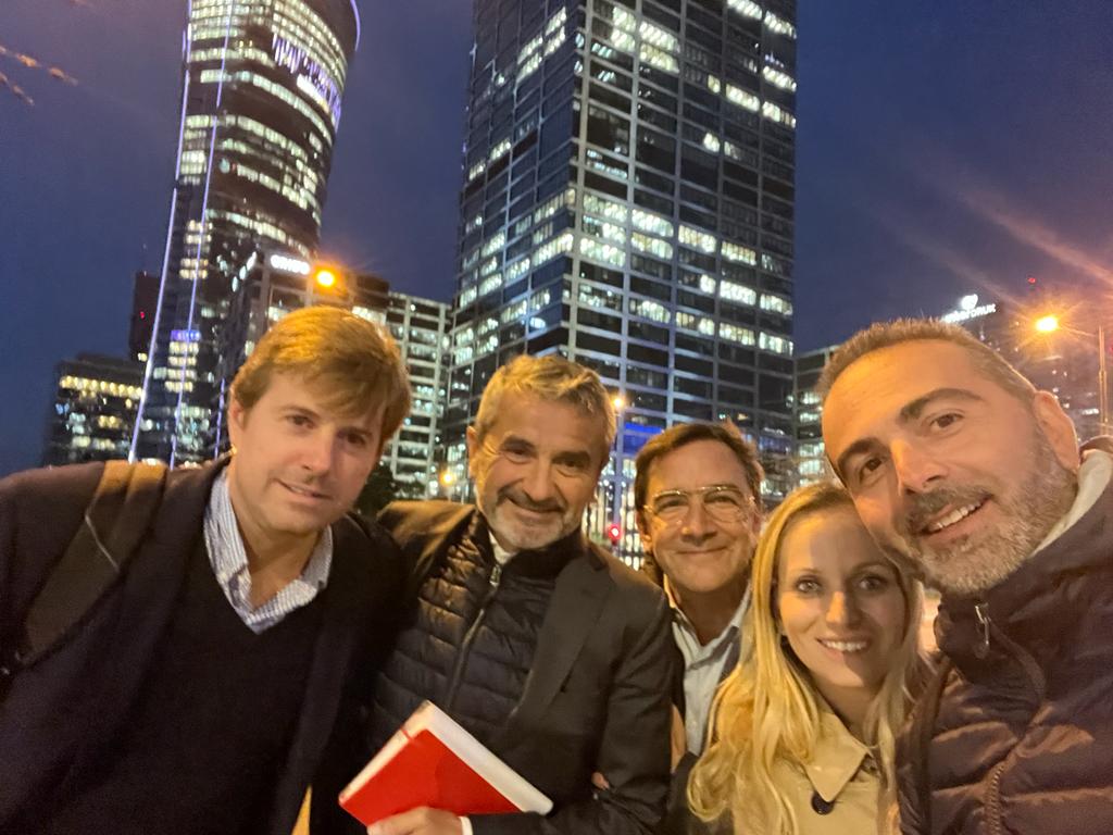 alv_lovecchio's tweet photo. Looks like we are in Manhattan but it's actually Warsaw. This is one of the fastest growing and stylish city in Europe. Thank you Adecco Poland for hosting us and for making this country visit very fruitful. Great job Stefano and Team! #FutureAtWork https://t.co/ZLmsVEyKHz