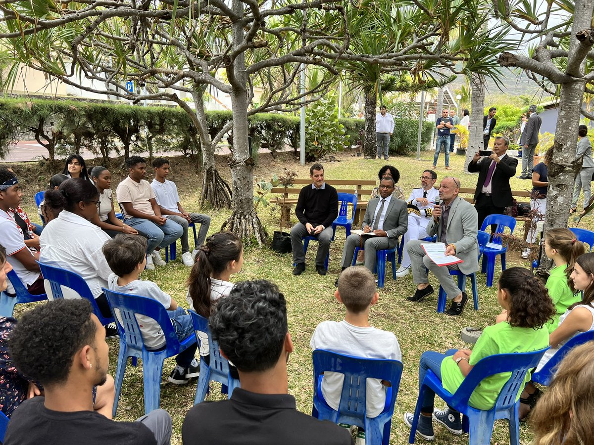 Académie de La Réunion tweet media