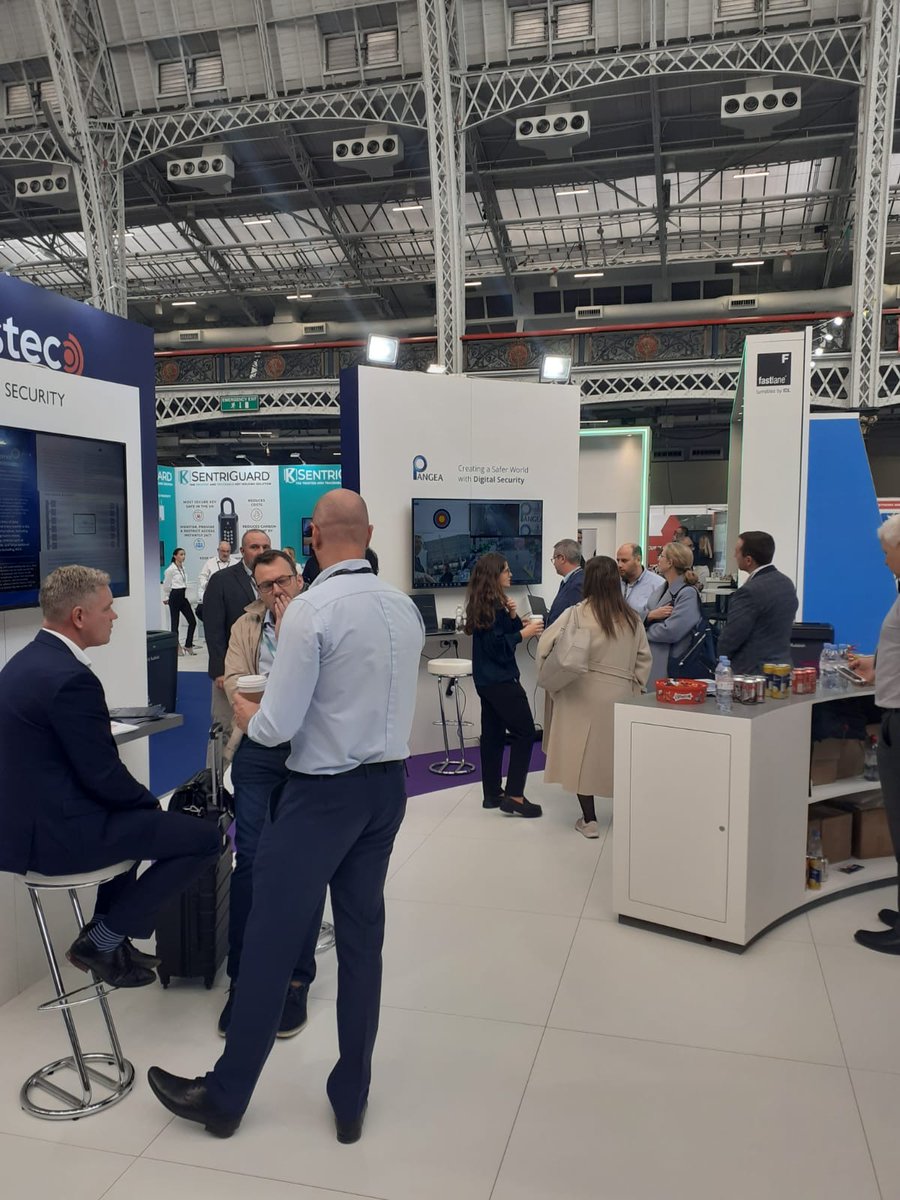 Esoteric Ltd tweet media