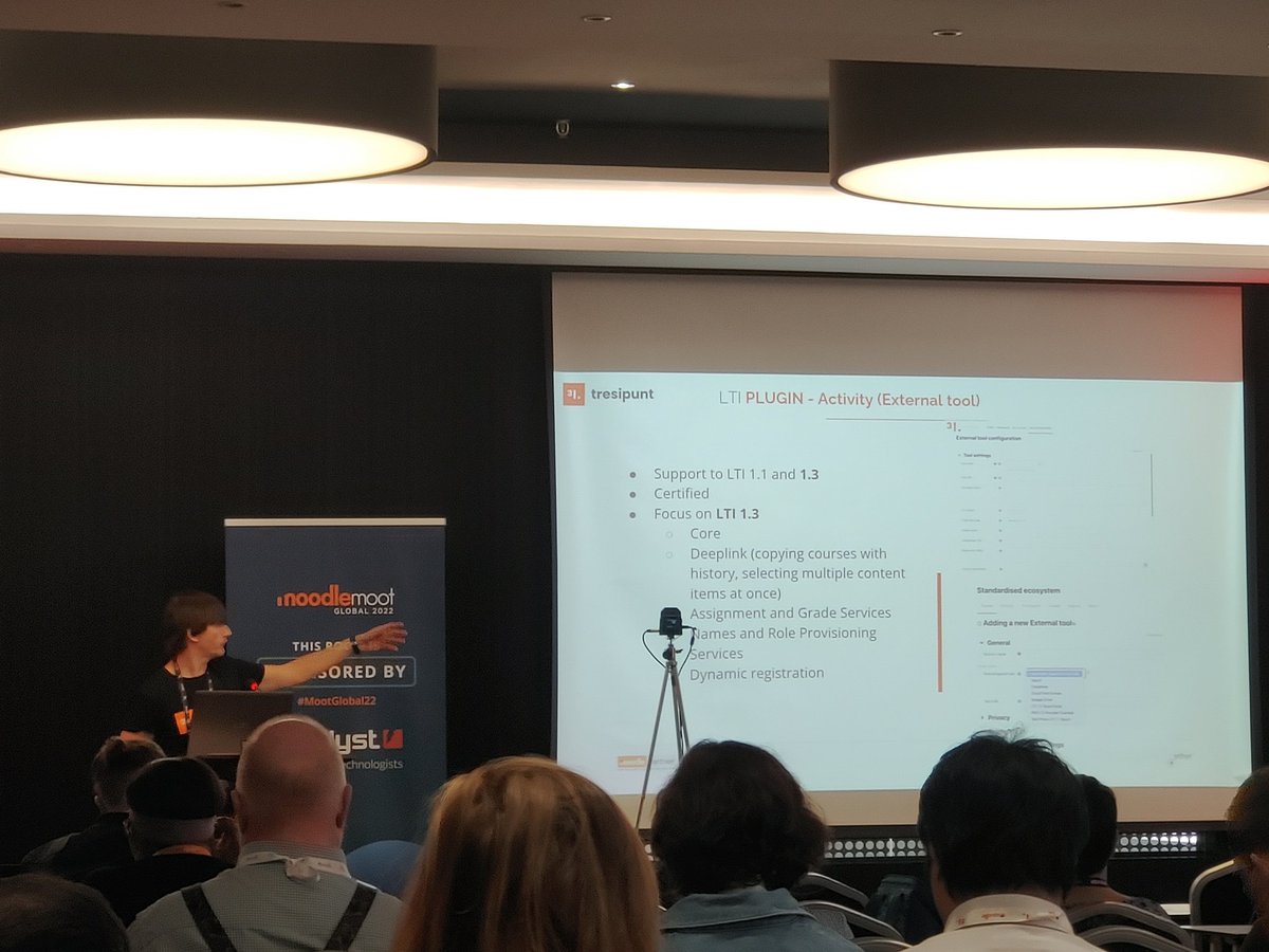 eingles's tweet photo. L'Antoni Bertran, CTO de @tresipunt presenta com Moodle esdevé un ecosistema d'aplicacions: "Moving to an Interconnected and Standardised ecosystem" #MootGlobal22 #letselearntogether #ecosystem #ecosistema #moodle https://t.co/Lue7F7Fz0Y
