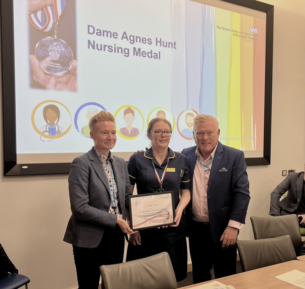 RJAH_NHS's tweet photo. The final part of our AGM sees the announcement of the recipient of the Dame Agnes Hunt Nursing Medal. 

We're delighted to announce this year's winner as... Pip Page-Davies, Oncology Specialist Nurse 👏👏

#RJAHagm https://t.co/MR4whBSmA6