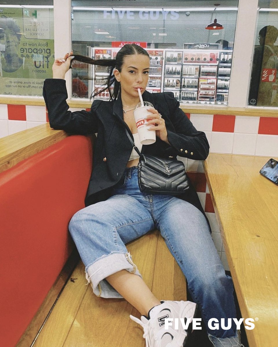 Five Guys NI tweet media