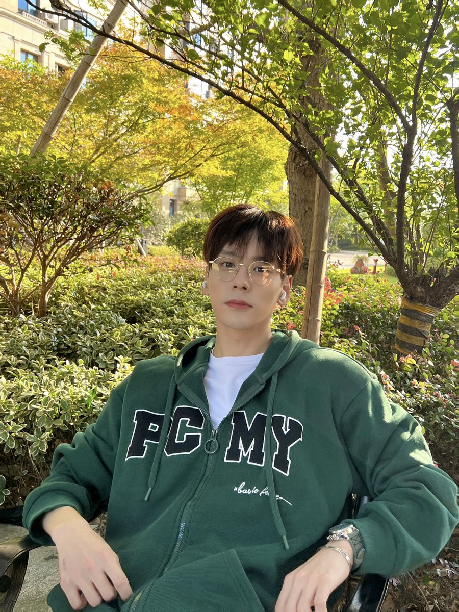魏哲鸣_ Official tweet media