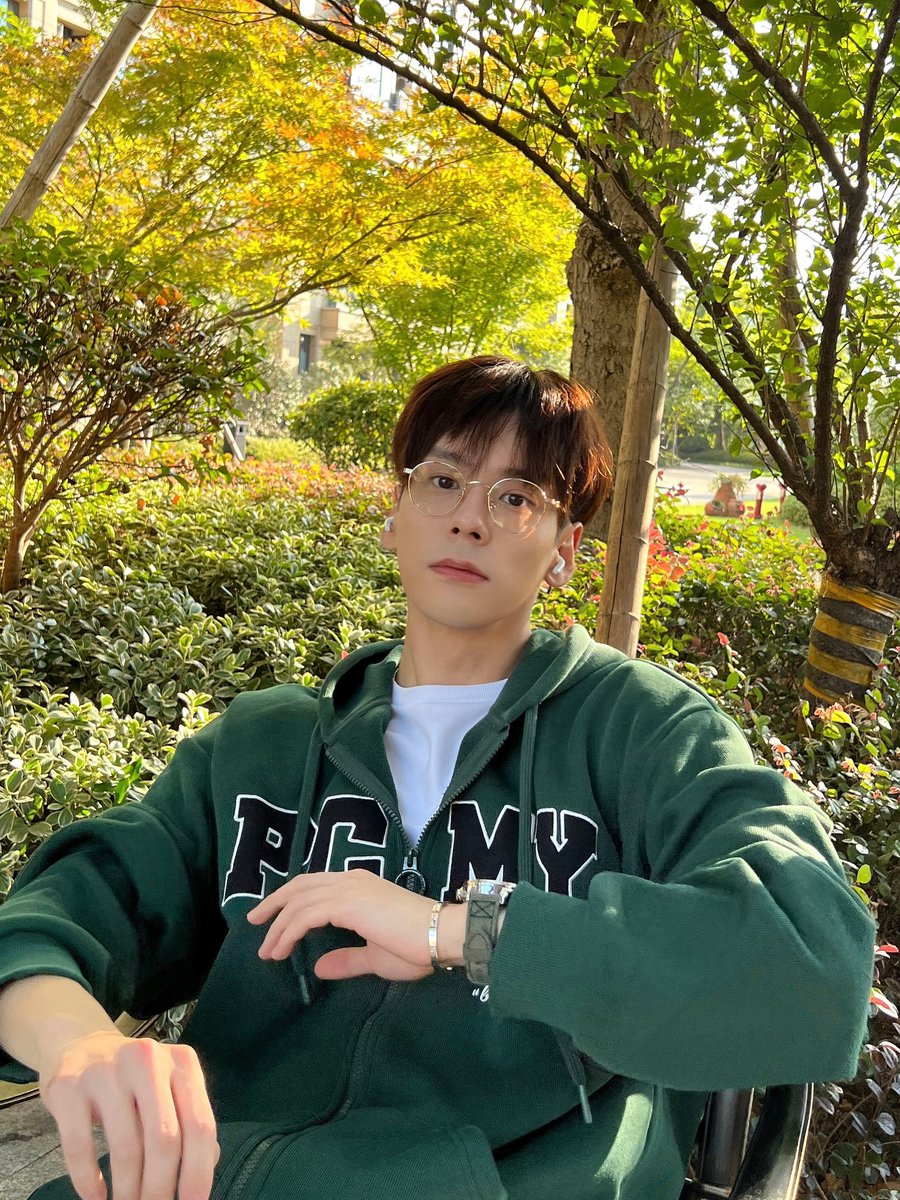 魏哲鸣_ Official tweet media
