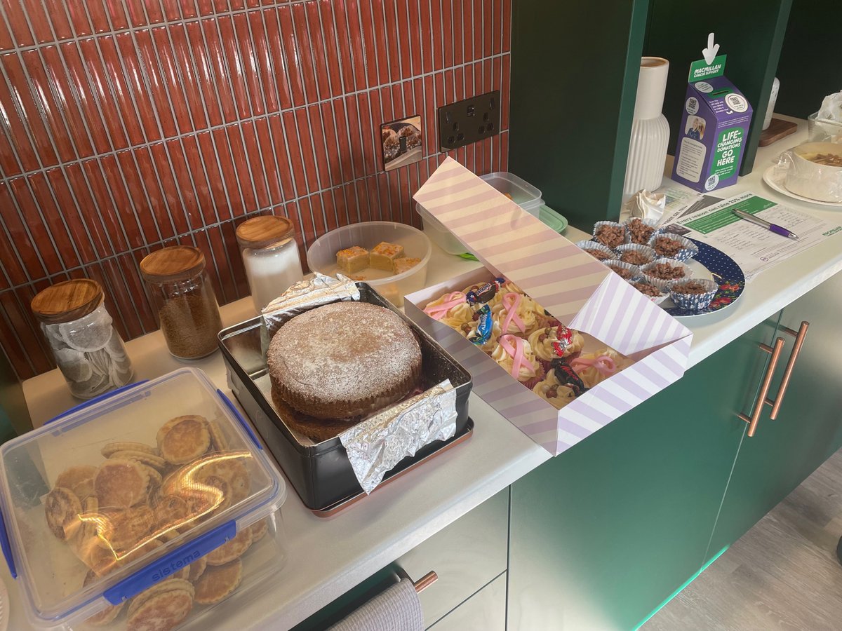 VortexIoT's tweet image. What better way to spend a Wednesday morning than with cake, cake, and more cake...🧁🥧🍰
Thank you very much to @MinofFurniture for inviting us to your #McMillianCoffeeMorning, and help raise money for a worthy cause!