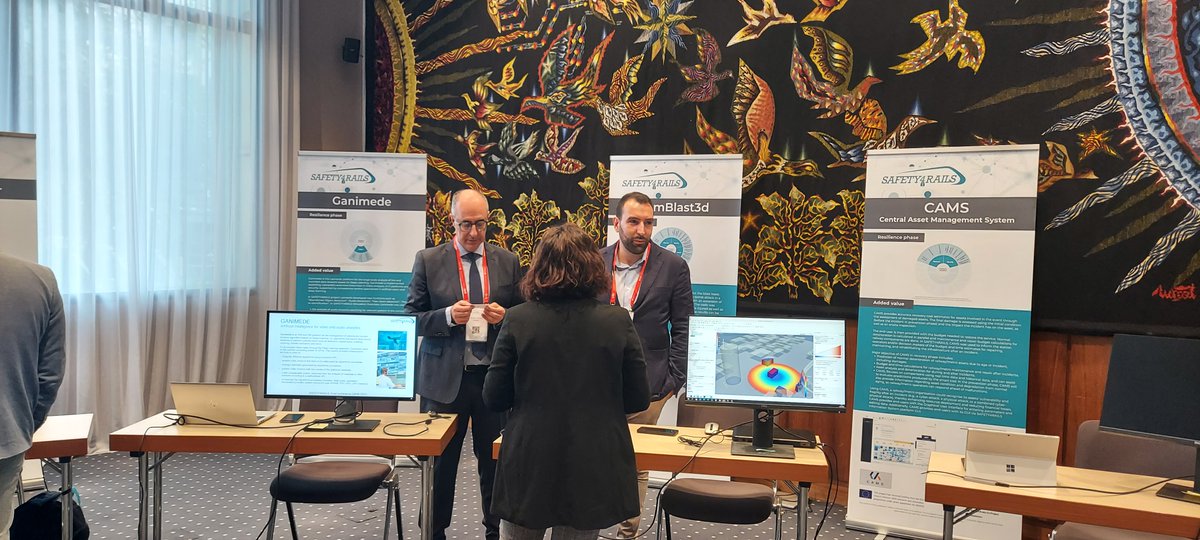 Safety4R's tweet photo. Participants are engaging in an information session with tool providers, gathering insight into each tool's objective and function. https://t.co/dlY8bgiJqN