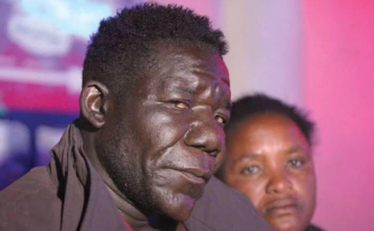 MAnkundaO's tweet photo. You haven’t joined the #HelloJanuaryChallenge yet and you will still ask us for urgent ka money! Ho! Kamusale word…. https://t.co/F5DussOfV5