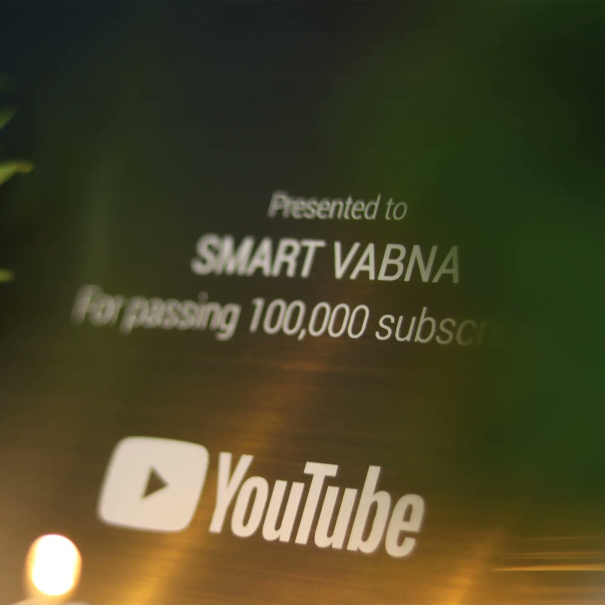 Smartvabna23's tweet photo. Finally YouTube play button 😇😇 Thank you @YouTubeIndia #youtubesilverplaybutton #100K #smartvabna #sahilsahaji #sahilstylelifestyle https://t.co/rc10oinq88