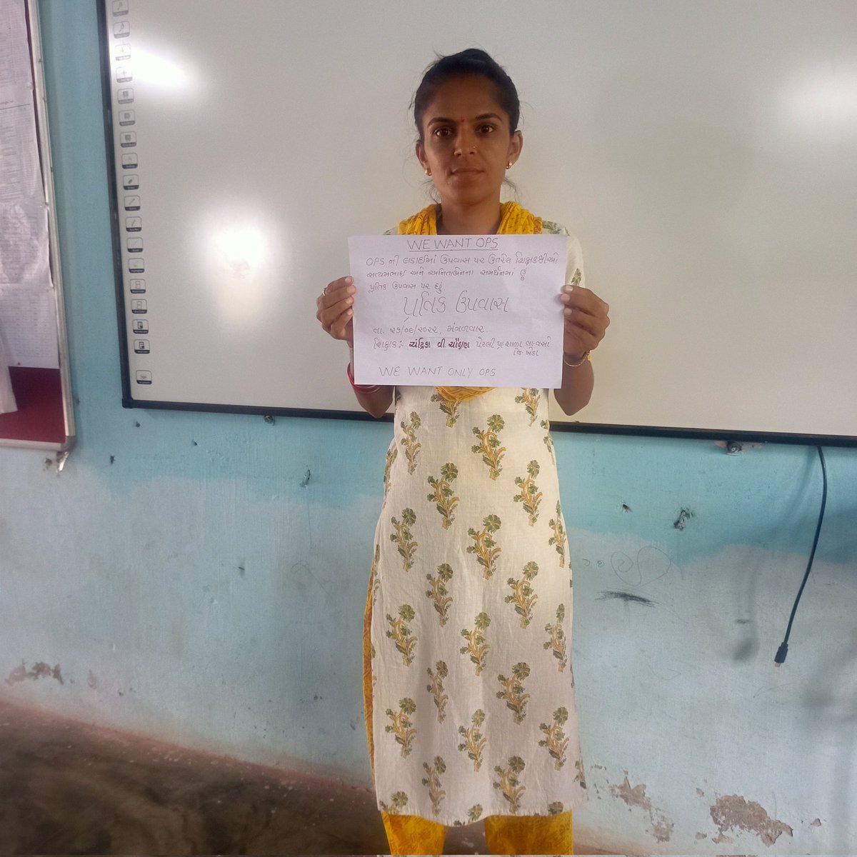 MahidaChandrik2's tweet photo. https://t.co/fqPOBAIVow