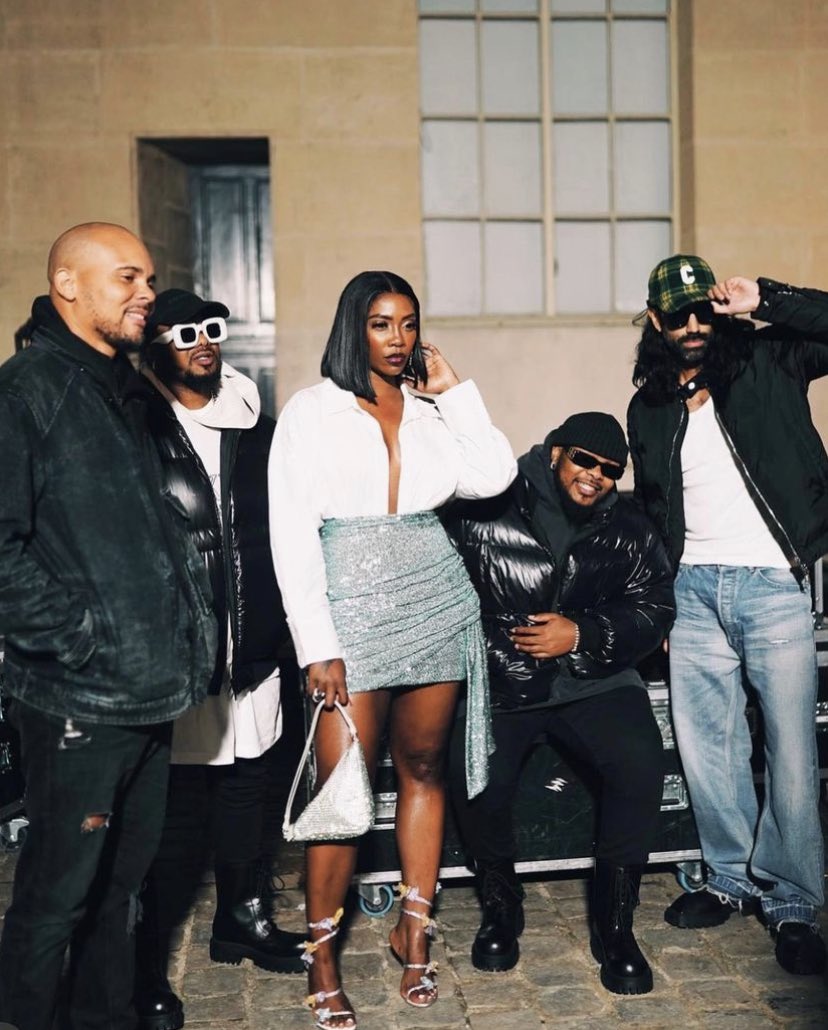 Gang Gang having some #kookoofun at Paris Fashion week!! 

<a href="/TiwaSavage/">Tiwa Savage ⚔️</a> <a href="/MAJORLEAGUEDJZ/">MAJOR LEAGUE DJZ</a> <a href="/MAJORLAZER/">MAJOR LAZER</a>
