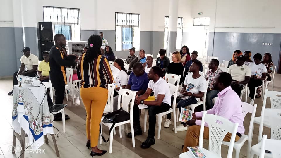 ong_jadd's tweet photo. @UN_Cameroon in partnership with @lesjadd have trained, Council personnel, Civil Society Organizations and Youth on #sustainabledevelopment during the #GlobalGoalsWeek in Buea.
CSOs leaders were given the opportunity to share their engagements.

#Acts4SDGs 
#SDGs
#Agenda2030 https://t.co/4xkmYRcvRg