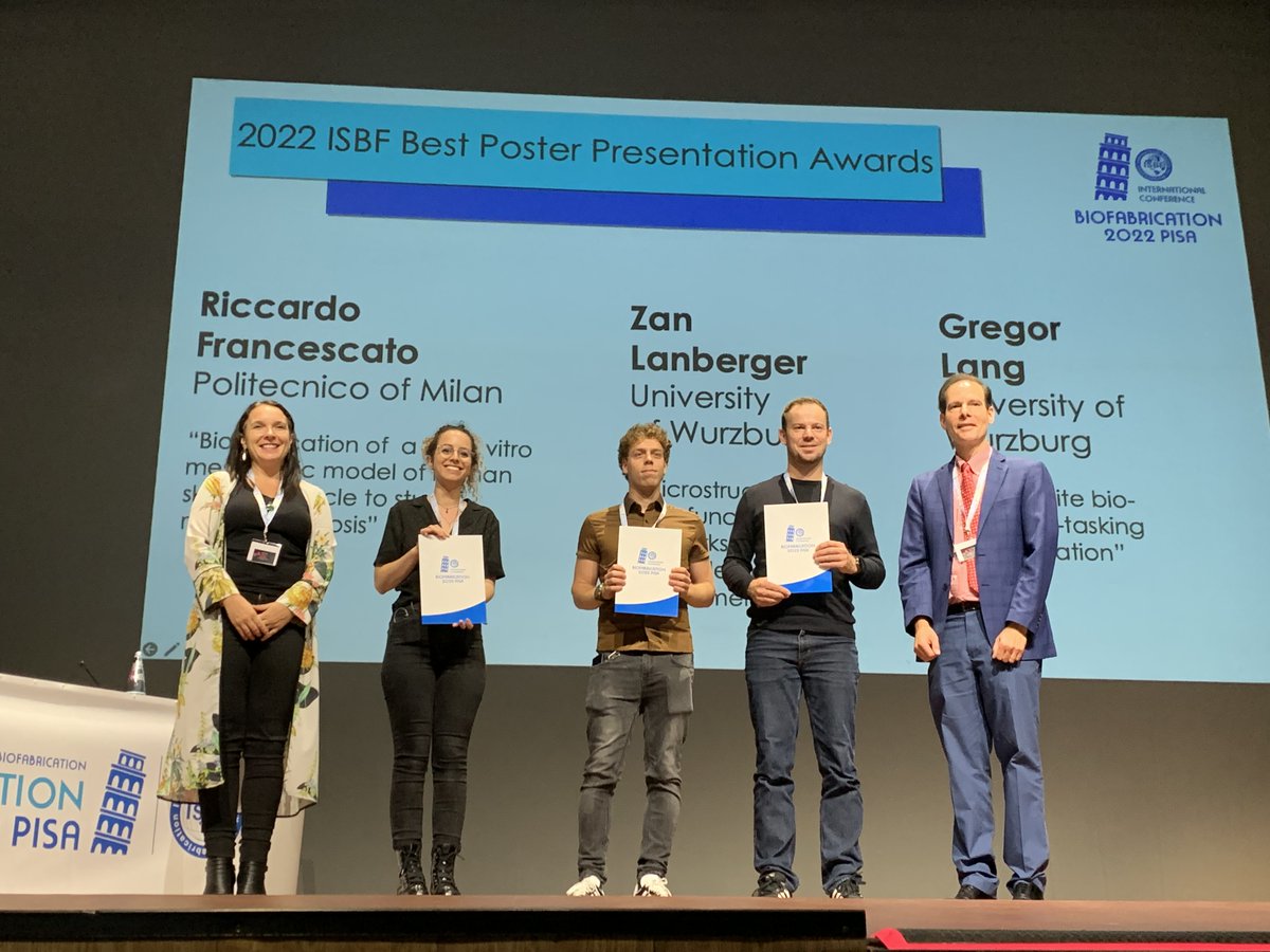 Biofabwue's tweet photo. We also have 2 Best Poster Awards:
@LambergerZan and Dr. Gregor Lang
@Biofab2022 #Biofab22 @SFB_TRR225 https://t.co/m2p7X6ijSH