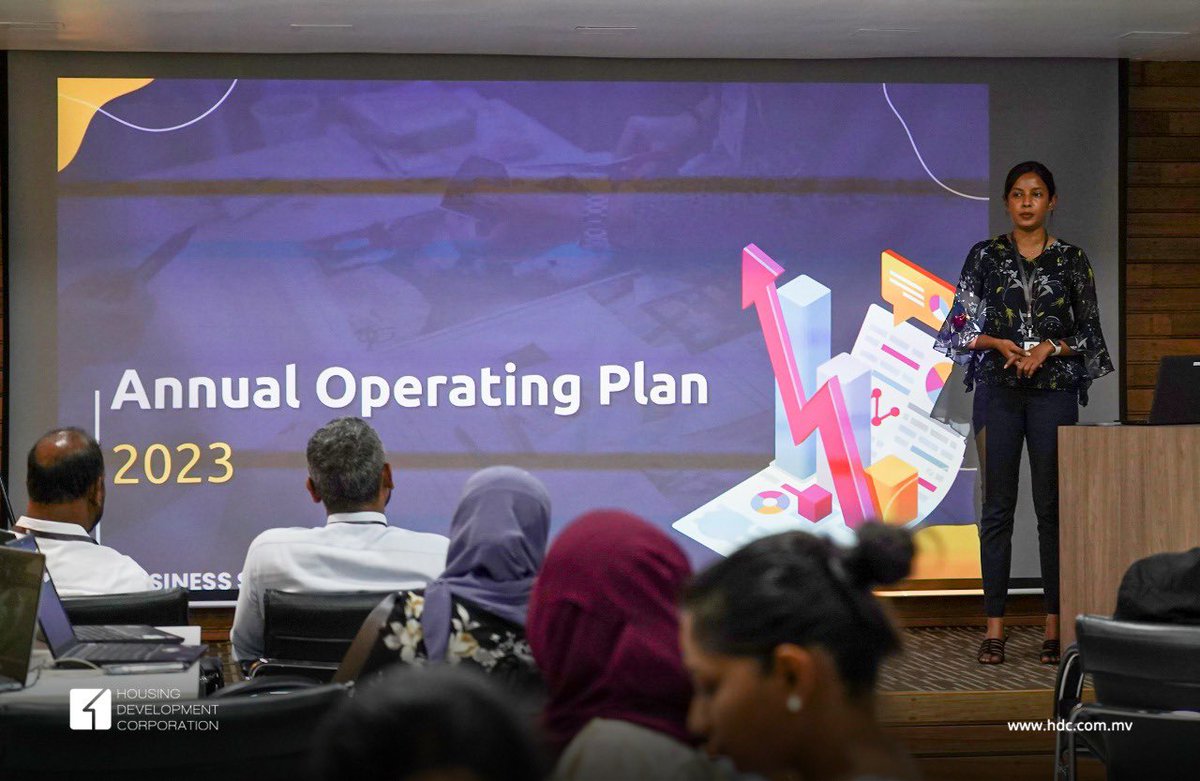hdcmaldives's tweet image. Our SmartCom team is already gearing up for 2023! Today’s working session focused on planning out upcoming smart city solutions under HDC’s smart city initiative.

@SmartCommv #SmartCom #SmartCitySolutions