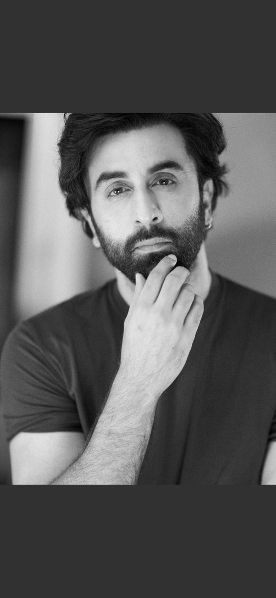 iwrite2xpress's tweet photo. Happy Birthday to the man who'll inevitably remain my favourite for life! 

#HappyBirthdayRanbirKapoor https://t.co/95OUKpqKx5