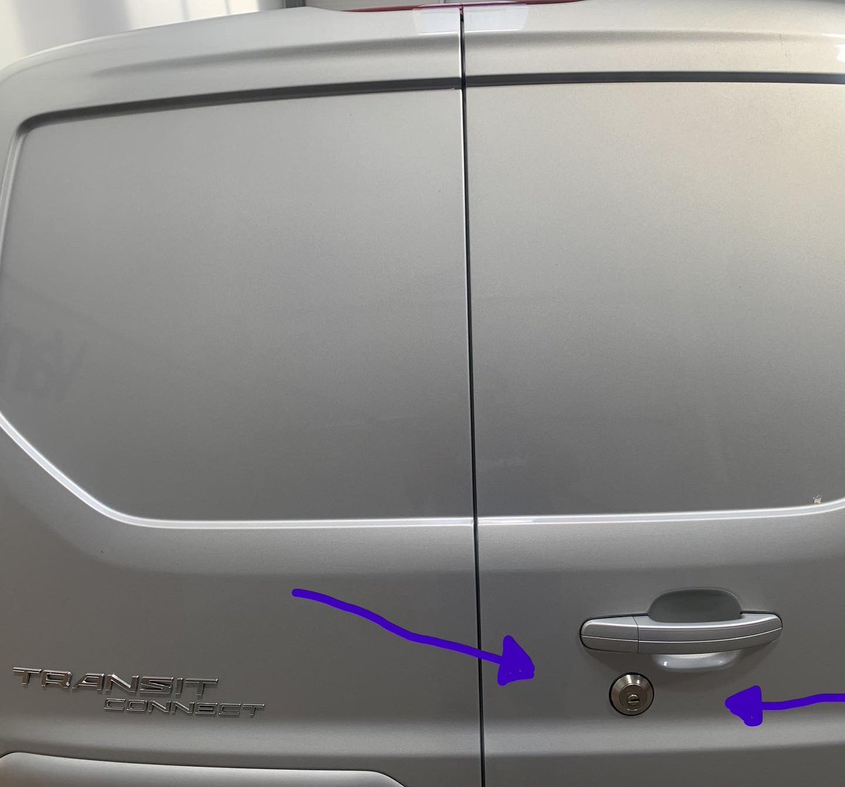 vanwagenuk's tweet image. ⛔️Attention Van Owners 

Tradesmen are being miss sold slam locks as security locks, they were and are designed for a deliver/courier driver.

#customercare #slamlocks #deadlocks #hookdeadlocks #vanwagen #vansecurity #helpinghand #heretohelp