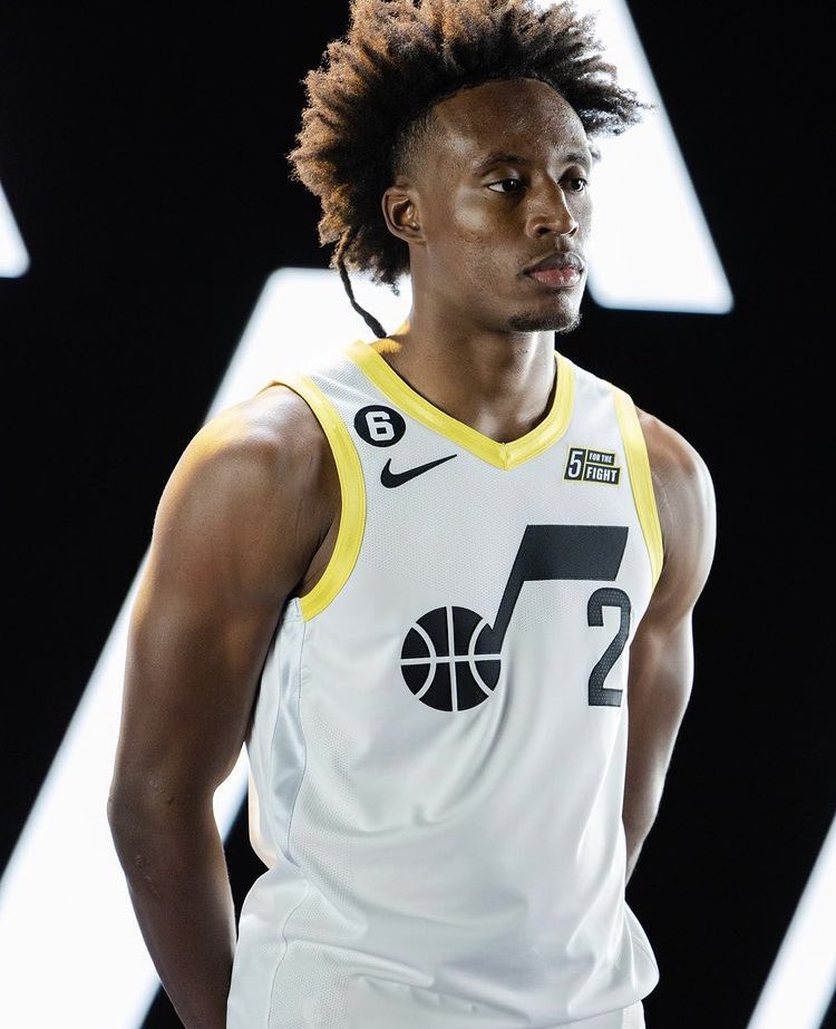 UtahJazzEspanol's tweet photo. Del 1-10, qué te parece la camiseta de los Jazz? 

Te leo en los comentarios...👀#TakeNote https://t.co/CCUQIwHZW3