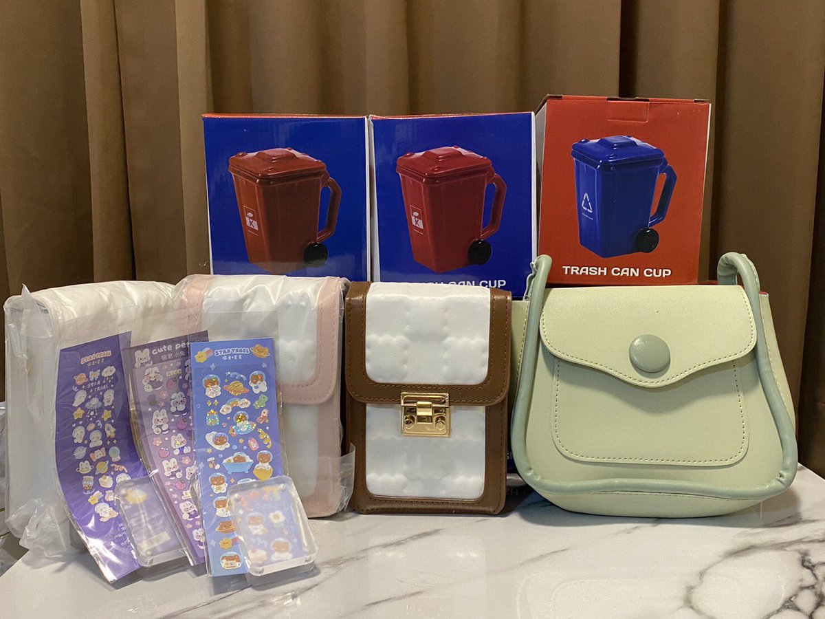 Serebii_Store's tweet photo. อัพเดตสินค้าที่ถึงไทยแล้วน้า 🧺
🪄ตอนนี้มีของบางชิ้นพร้อมส่งเลย เดี๋ยวทางร้านจะมาอัพเดตน้าาา🙇🏻‍♀️
28/09/65 ☀️

#serebii_up https://t.co/a4GRatXexQ