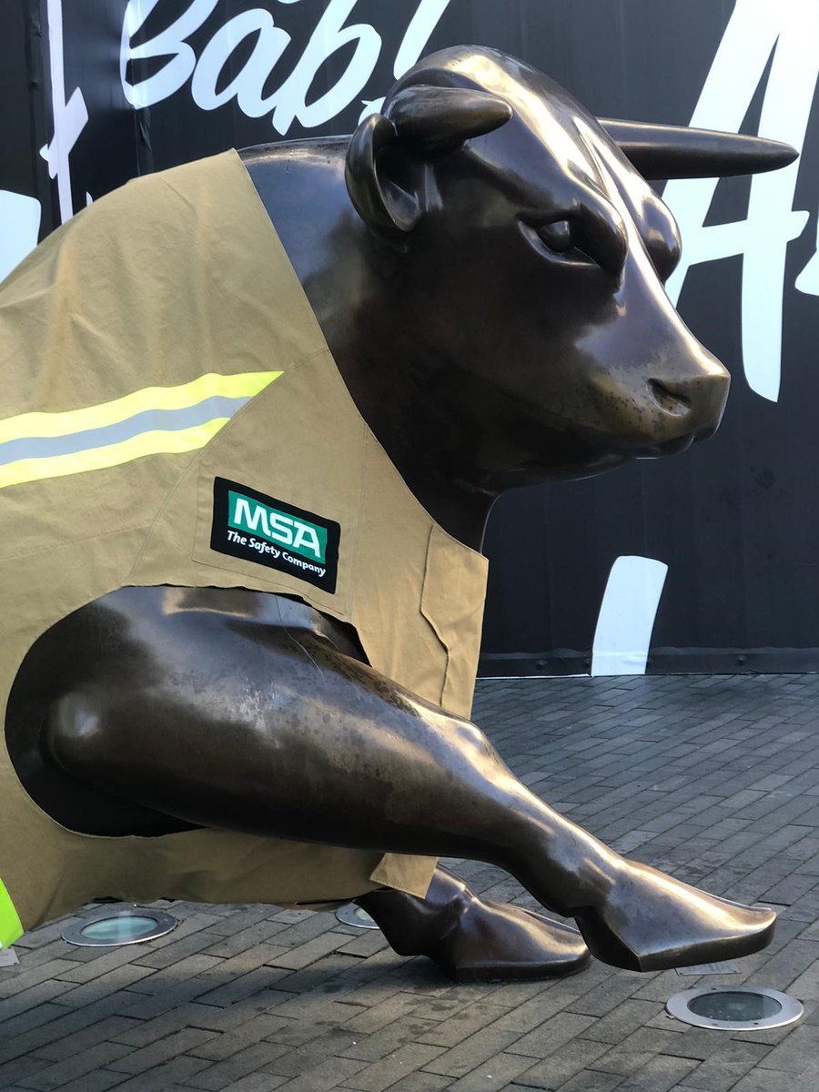 WestMidsFire's tweet photo. The Birmingham bull's ready for the @UKRO2022 #FestivalOfRescue! Are you?
Thanks to festival ambassadors, @MSASafety, for tailoring his hot new kit. The FREE two-day event is open to the public this Fri and Sat. Find out more: https://t.co/vpMxXiUGzv
#UKRO2022 @PhilipLoach https://t.co/DVcfbXToSG