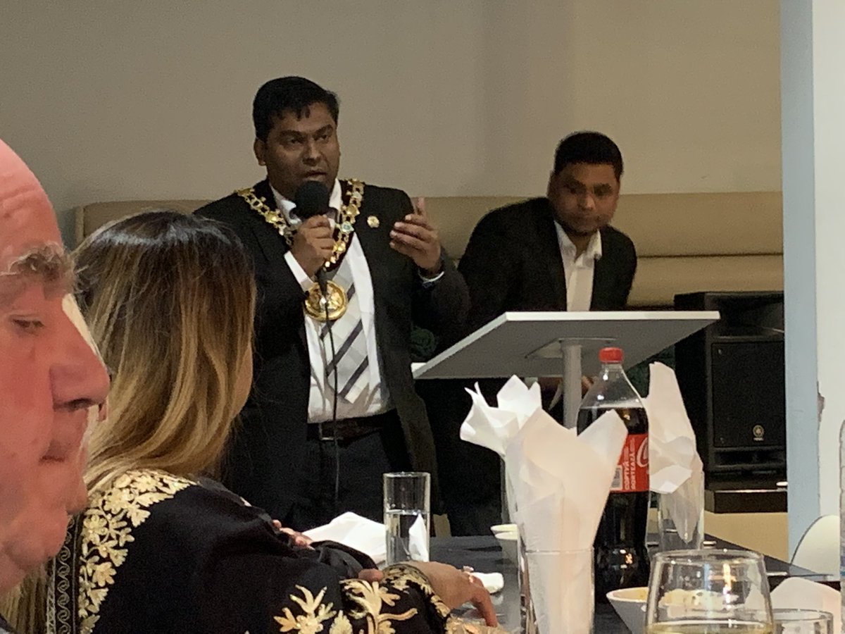 muzahidukhan's tweet photo. Special evening at Indish restaurant in chadderton in aid of the flood appeal for Pakistan organised by @Aminbchy and his friends.  #giftofgiving climate change causing flooding. #ClimateEmergency @k4shf @OldhamMayor https://t.co/atmUyoMsQM