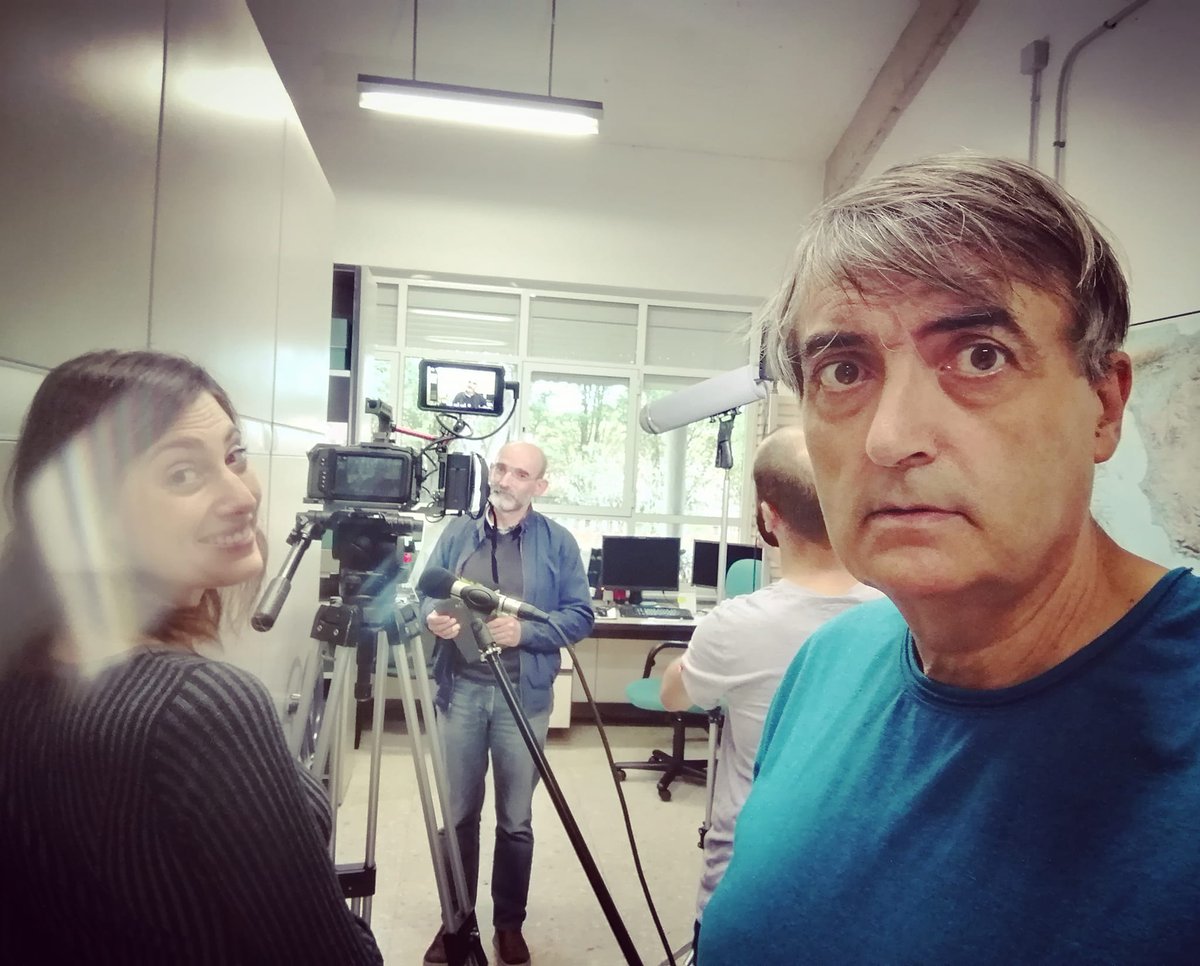 Filmando documental sobre divulgación científica para <a href="/UNavarra/">UPNA - Universidad</a> cc <a href="/pintoespejos/">Noelia Rueda</a> #cine