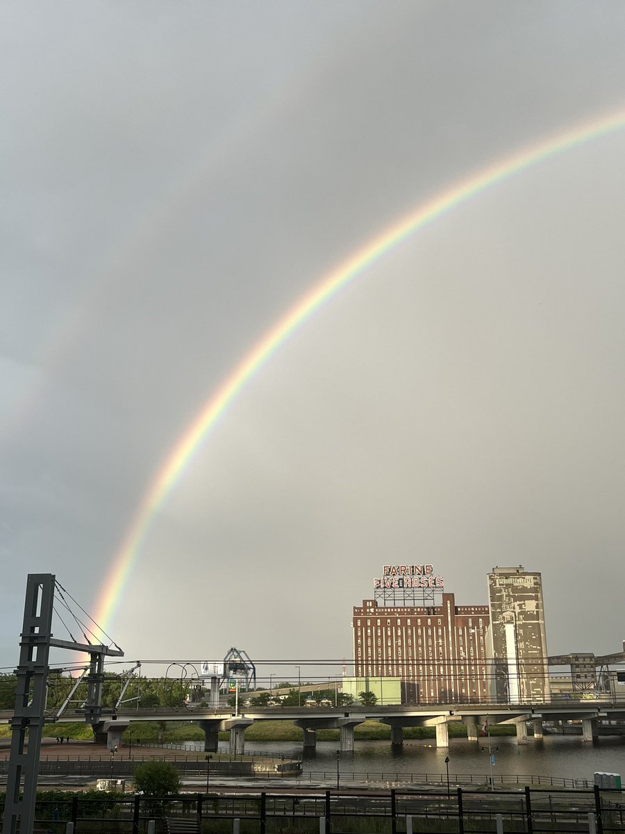 DBvinal's tweet image. Farewell, Montreal. You and my new friends will be missed. But I will not miss your winter season. Merci! @Montreal @MPCVFX @FullSailAlumni