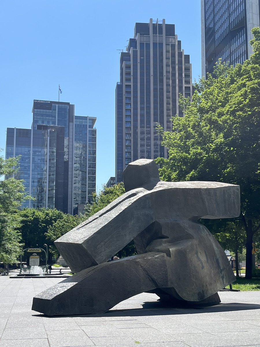 DBvinal's tweet image. Farewell, Montreal. You and my new friends will be missed. But I will not miss your winter season. Merci! @Montreal @MPCVFX @FullSailAlumni