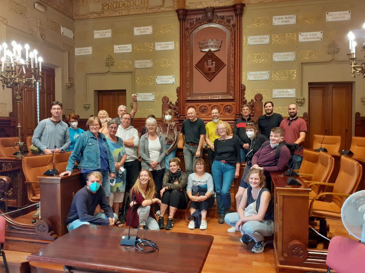 xsalmeron's tweet photo. Una delegació de la @rosaluxstiftung ha visitat l'@AjSitges per conèixer les polítiques d'esquerres impulsades dins del govern municipal per part de @GuanyemSitges. Danke für den Besuch! ✊ https://t.co/uNtGtGGxgO