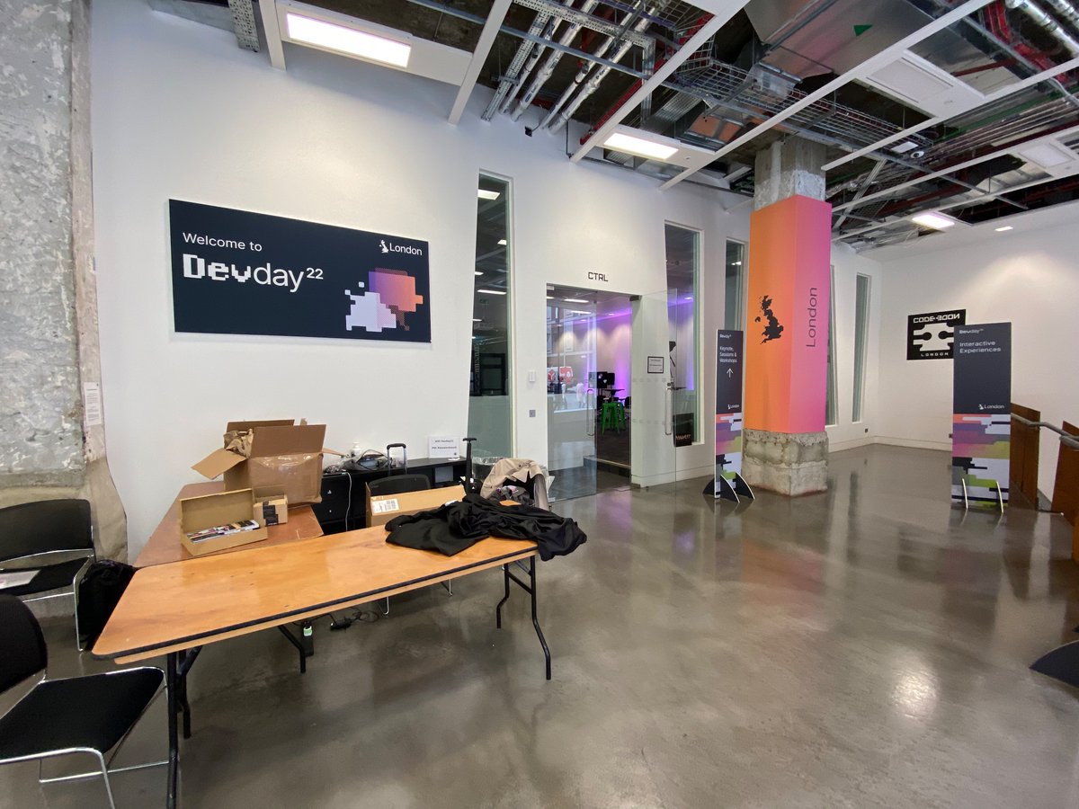 samjulien's tweet photo. We're getting everything set up for #DevDaysLondon tomorrow! Hope to see you there! 🎉 https://t.co/ucmwf6jtGu