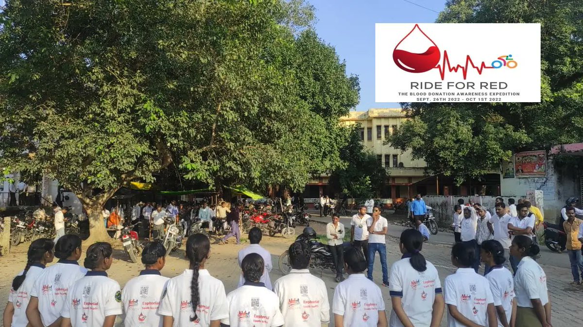 RideForRed's tweet photo. Ride For Ride की टीम द्वारा करछना बाजार में दुकानदार भाईयों व राहगीरों को #BloodDonation के फायदे बताए गए, ताकि लोगों के मन में रक्तदान संबंधित फैली भ्रामक जानकारी को खत्म किया जा सके और प्रयागराज शहर को 100 प्रतिशत स्वेच्छा से ब्लड डोनर सिटी बनाया जा सके #RideForRedExpedition https://t.co/1IpHAzXPp5