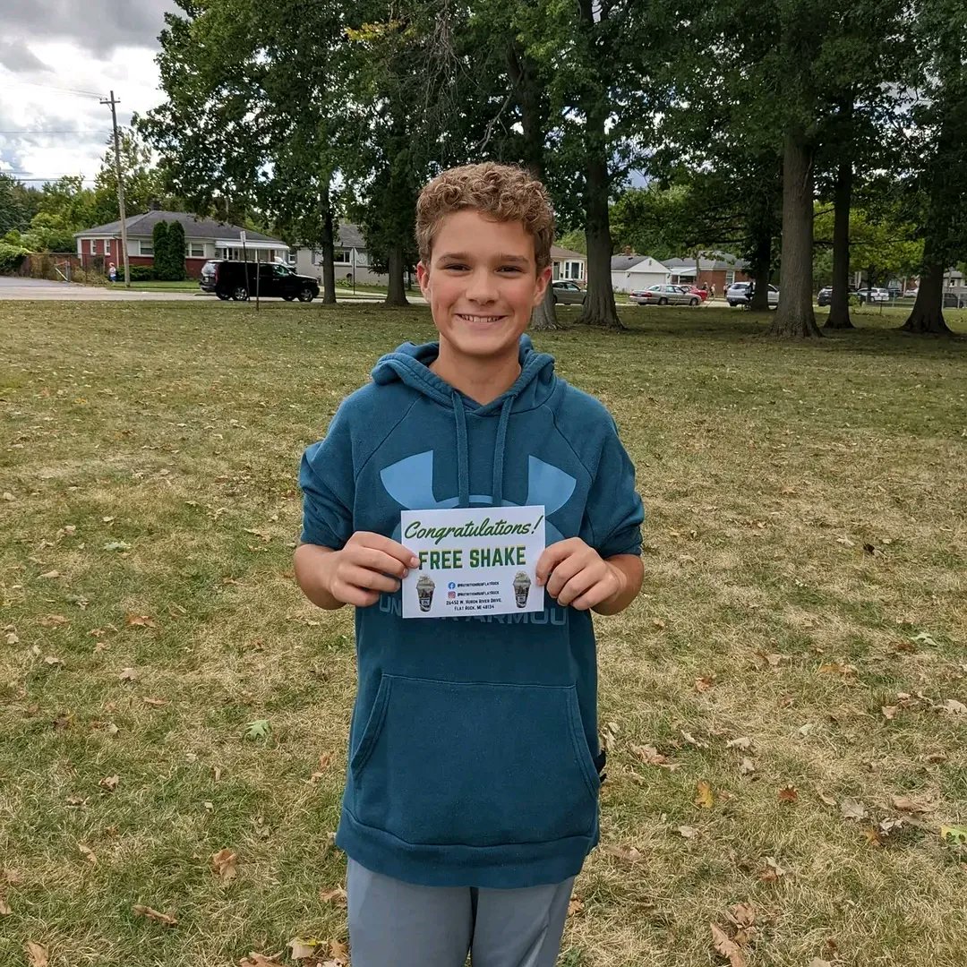 SMSXC1's tweet photo. Congratulations to Graham and Jolene for being our runners of the meet. Graham had a 2nd PR in a row and Jolene for a huge time drop PR. Both received a free smoothie coupon from @Nutritionhub  Keep up the great work! @FR_Athletics @FRSimpsonSports 
GO RAMS!! https://t.co/WlxD1Yqvy1
