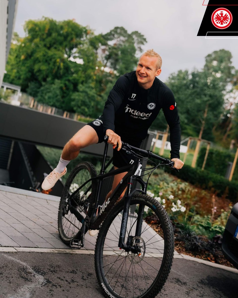 🚴‍🦅 #SGE @Eintracht