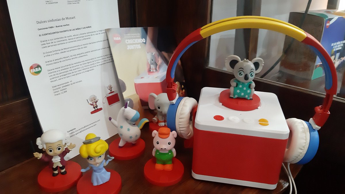diverclubfm's tweet photo. ¿Recuerdas cuando escuchábamos esas cintas de la colección de #WaltDisney? ¡Cuánta emoción e imaginación brotaban de esas historias! 
👀 Desde Italia llega el cuentacuentos #FABA para que los peques escuchen historias a través de personajes que ellos eligen #elpoderdelaudio https://t.co/g9a1H6JsYh