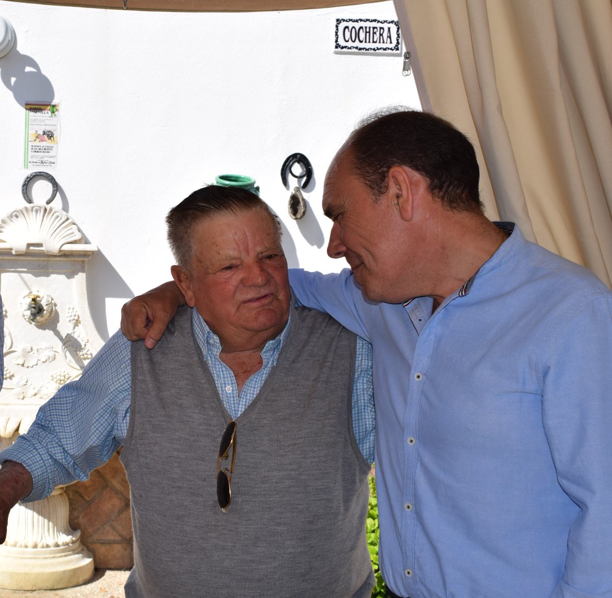 Ya está en el cielo el patriarca de una de las sagas de picadores más importante de la historia del toreo. 
Mi amigo Benito Quinta galopa ya por las dehesas del cielo.