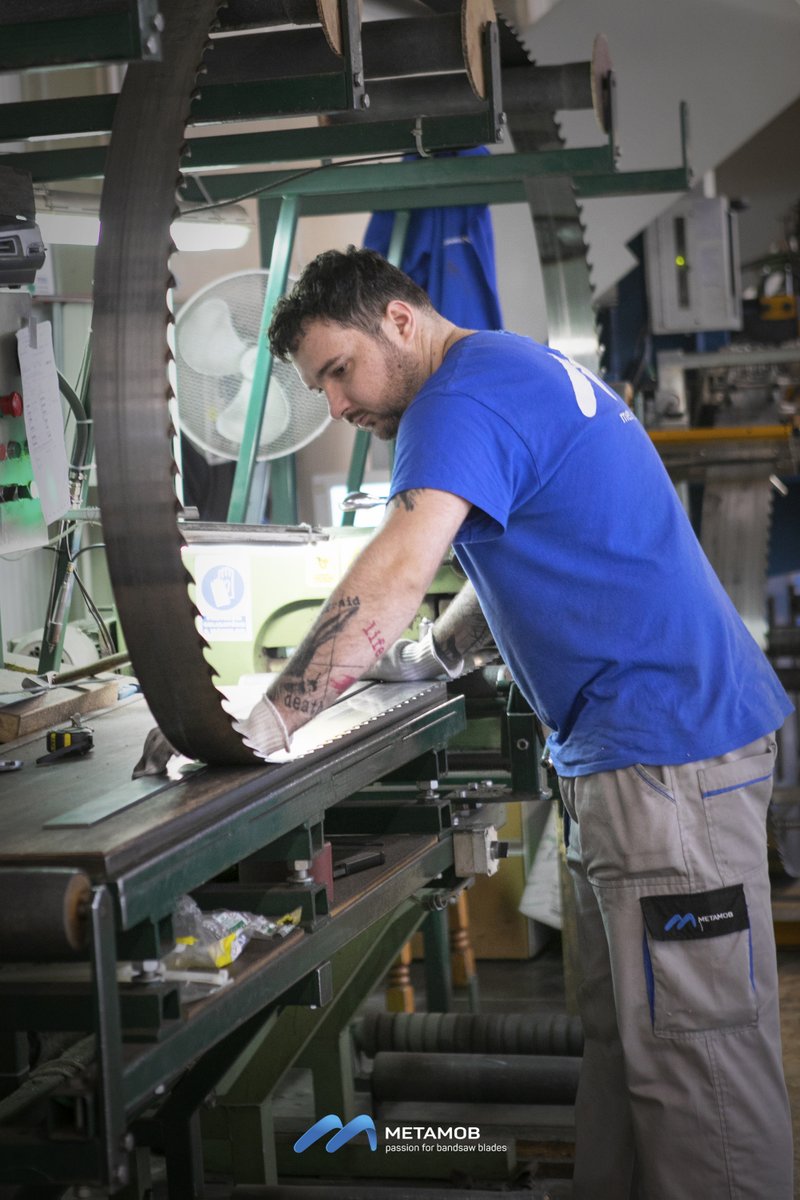 Our vision and mission is reflected in the work for our clients.👥
One of the most important advantages that the Metamob client benefits from is custom of bandsaw blades🪚🪄
🌐Visit our website to find more info.